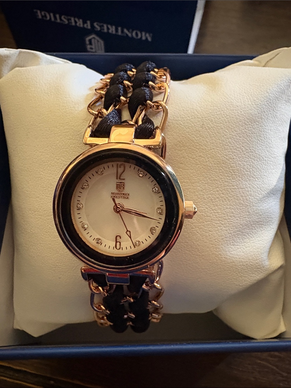 Invicta Montres Prestige Women's Rose Gold Watch with Black Chain-Link Strap